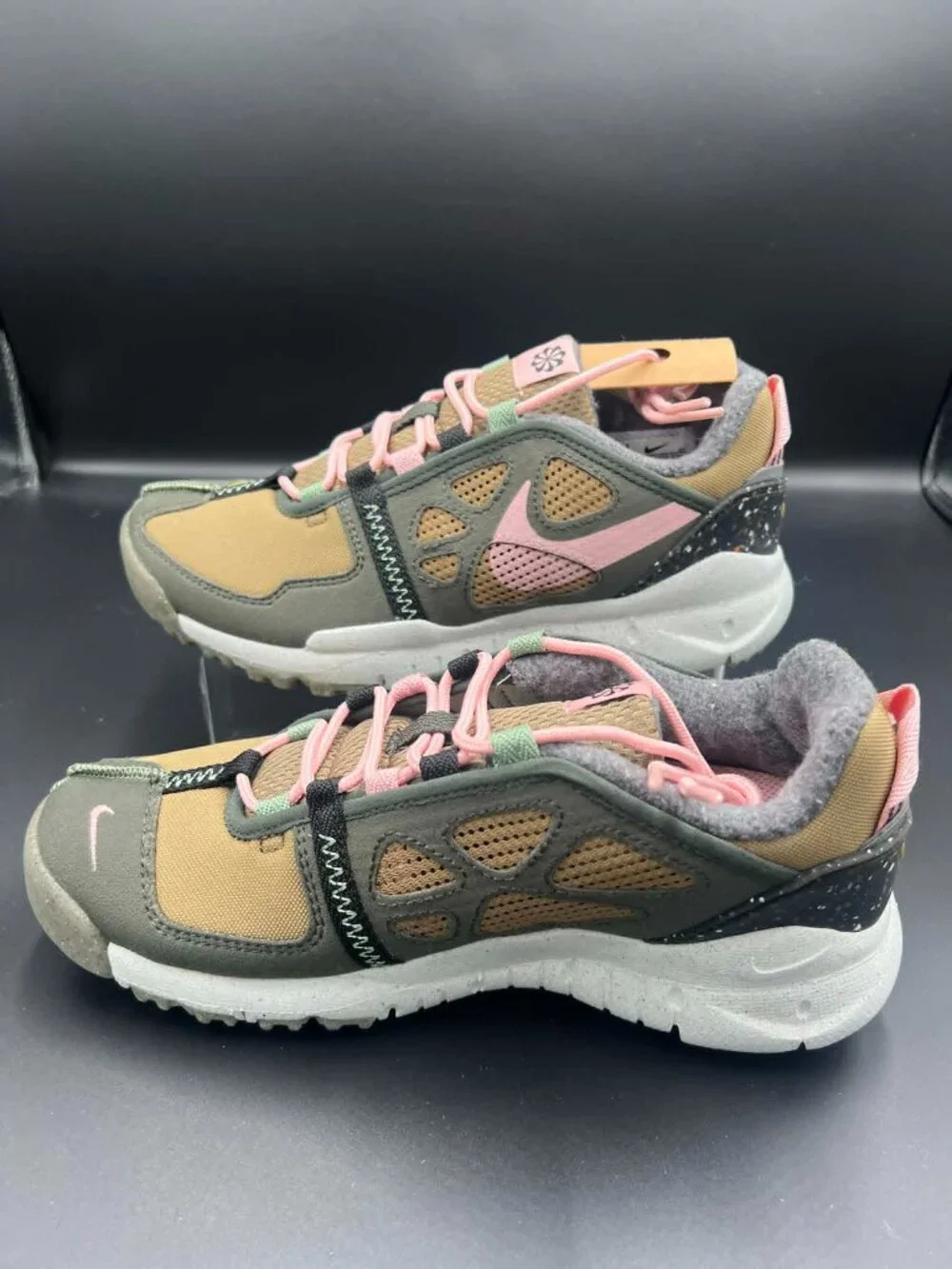Nike Free Terra Vista Men 6 / Women 7.5